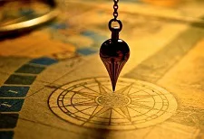 pendule divinatoire